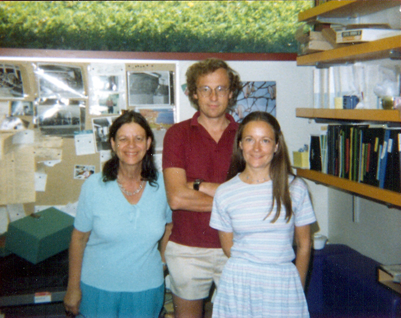 EML SteffenNormark MichelleMock 6-25-82 EMLoffice FairchildBldg